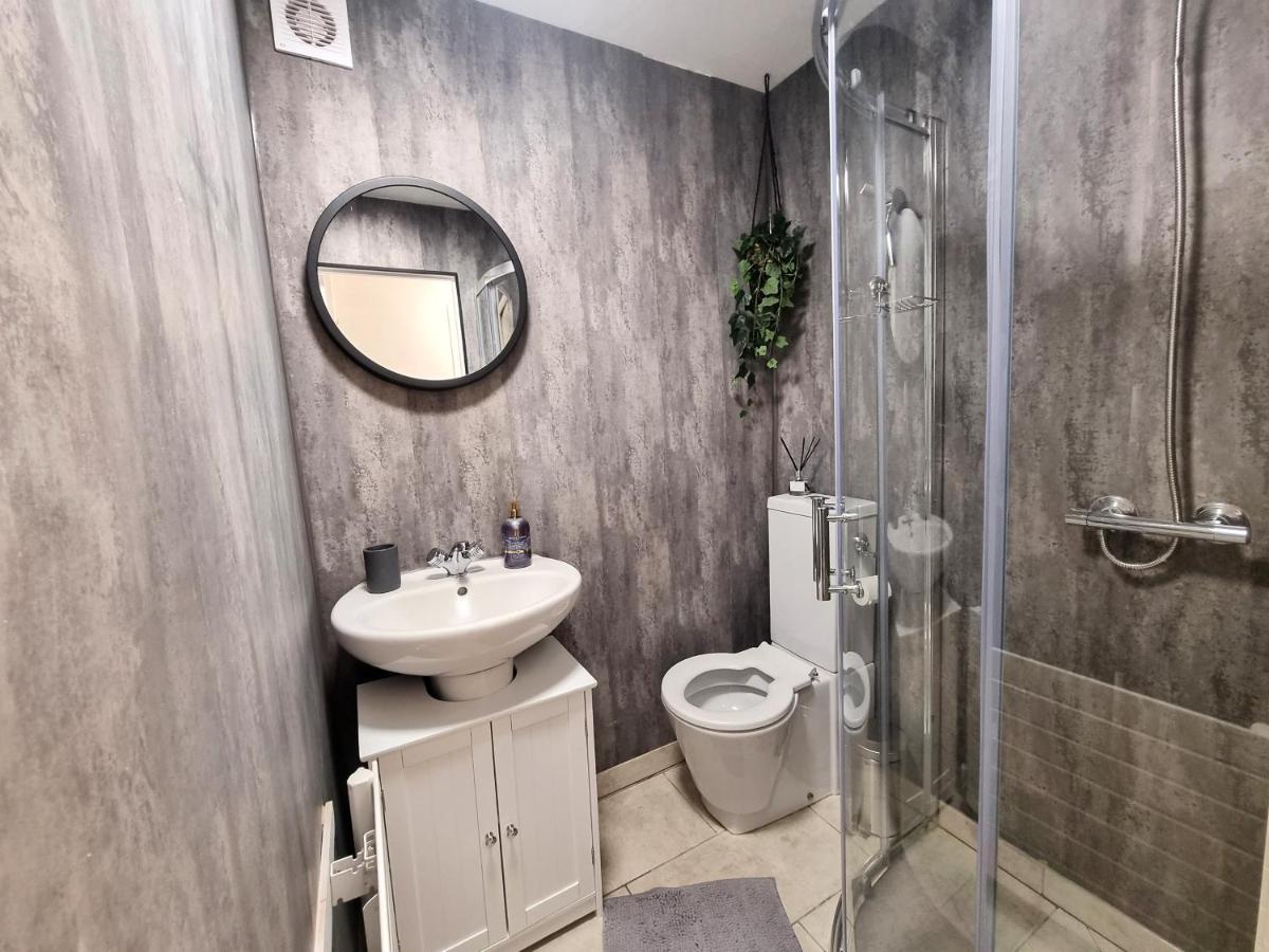 Cosy Apartment Nearby Train Station! Watford  Luaran gambar